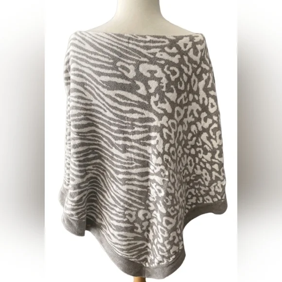 Barefoot Dreams Cream and Gray Animal Print Poncho - Picture 3 of 4